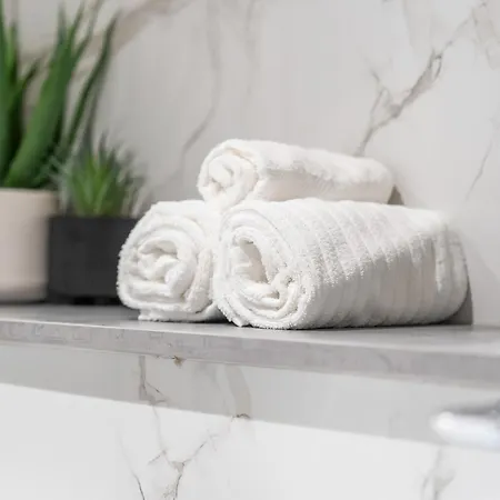 Cosy Mezzanine Centre Leeds (West Yorkshire)