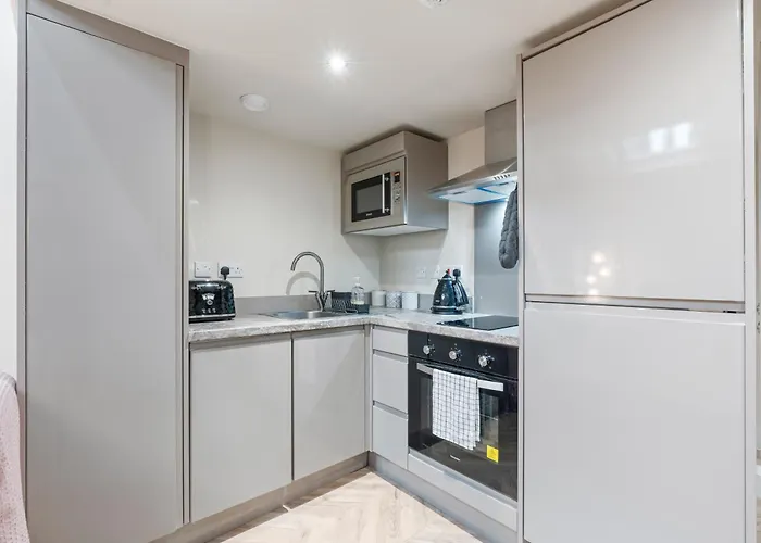 Cosy Mezzanine Centre Apartment Leeds (West Yorkshire)